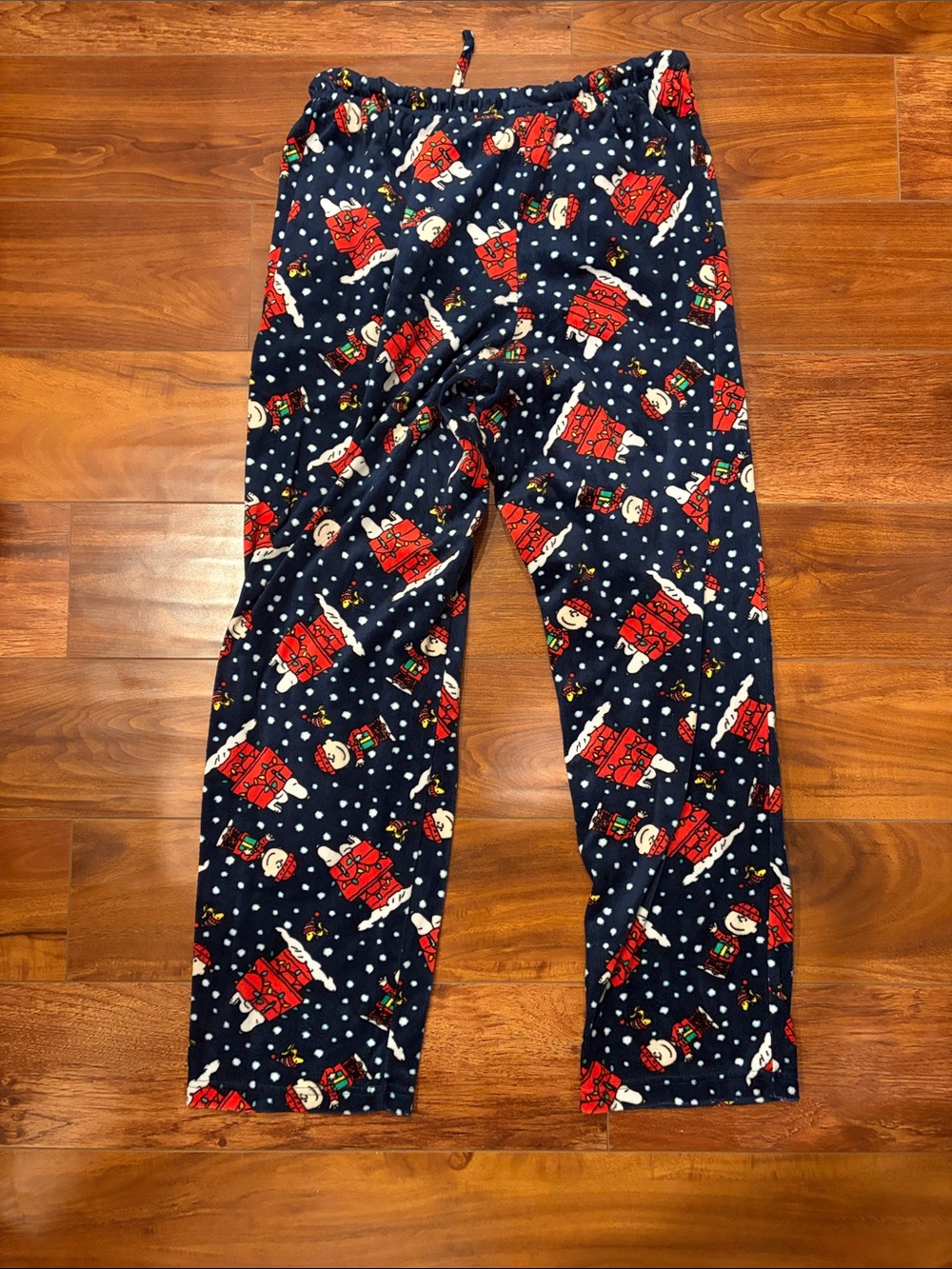 Peanuts Charlie, Snoopy, and Woodstock pajama pants in size small. - Picture 8 of 8